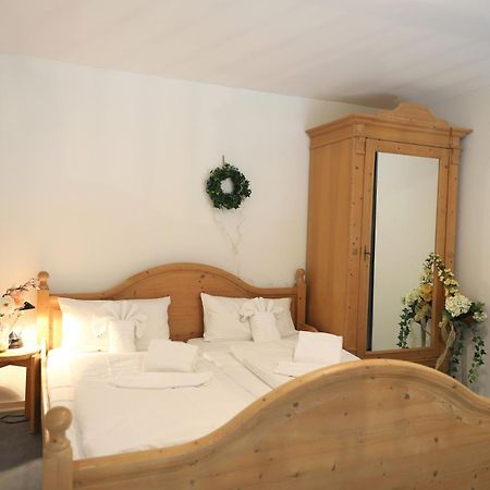 Einfach Eingerichtete Masionettewohnung. Westerland Esterno foto